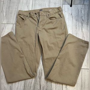 Men’s Old Navy Straight Khakis size 32X34